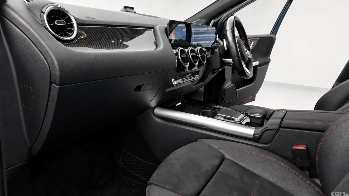 Mercedes-Benz B-Class MPV, Diesel, 2019, Blue