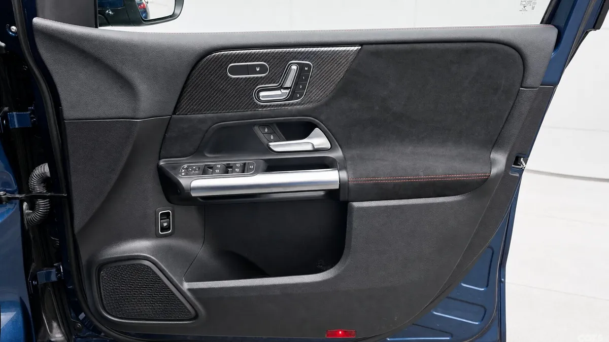 Mercedes-Benz B-Class MPV, Diesel, 2019, Blue