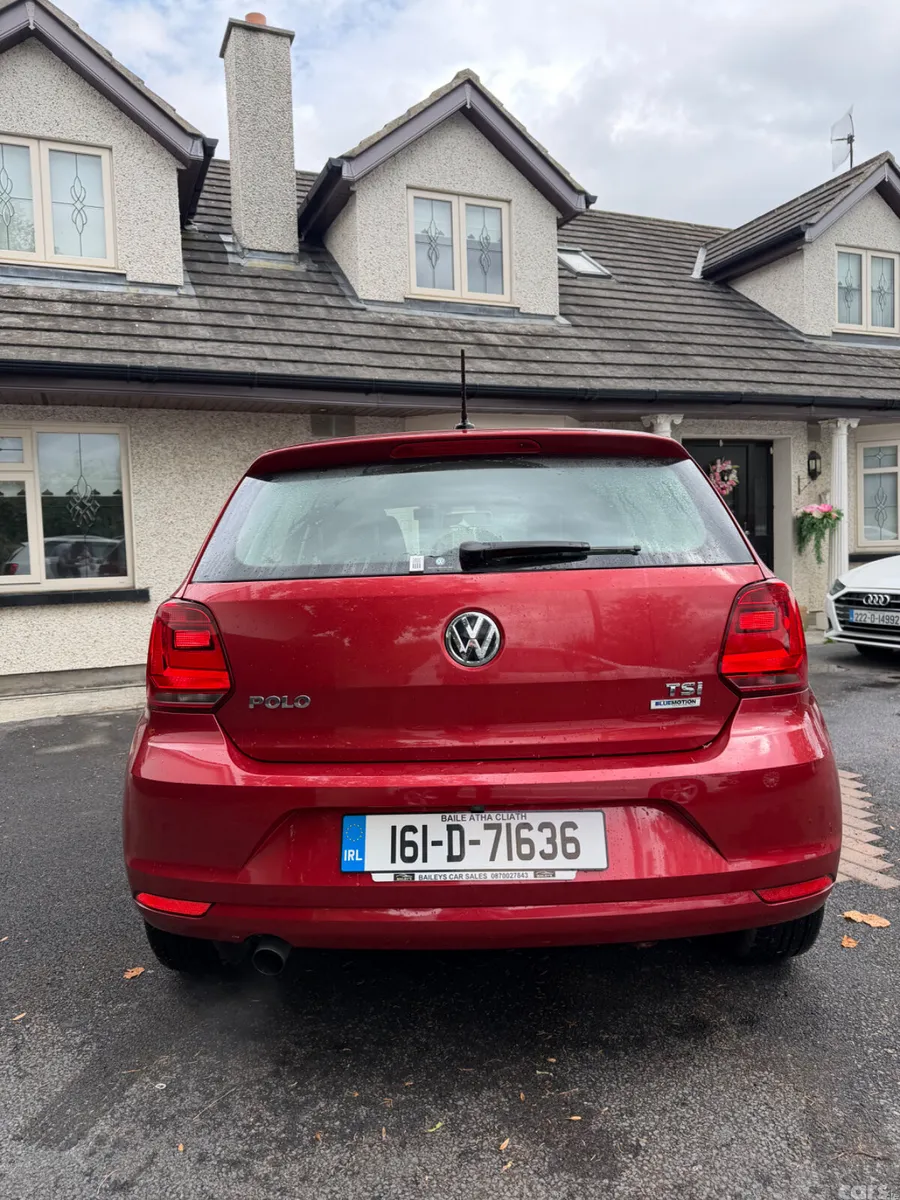 Volkswagen Polo Hatchback, Petrol, 2016, Red
