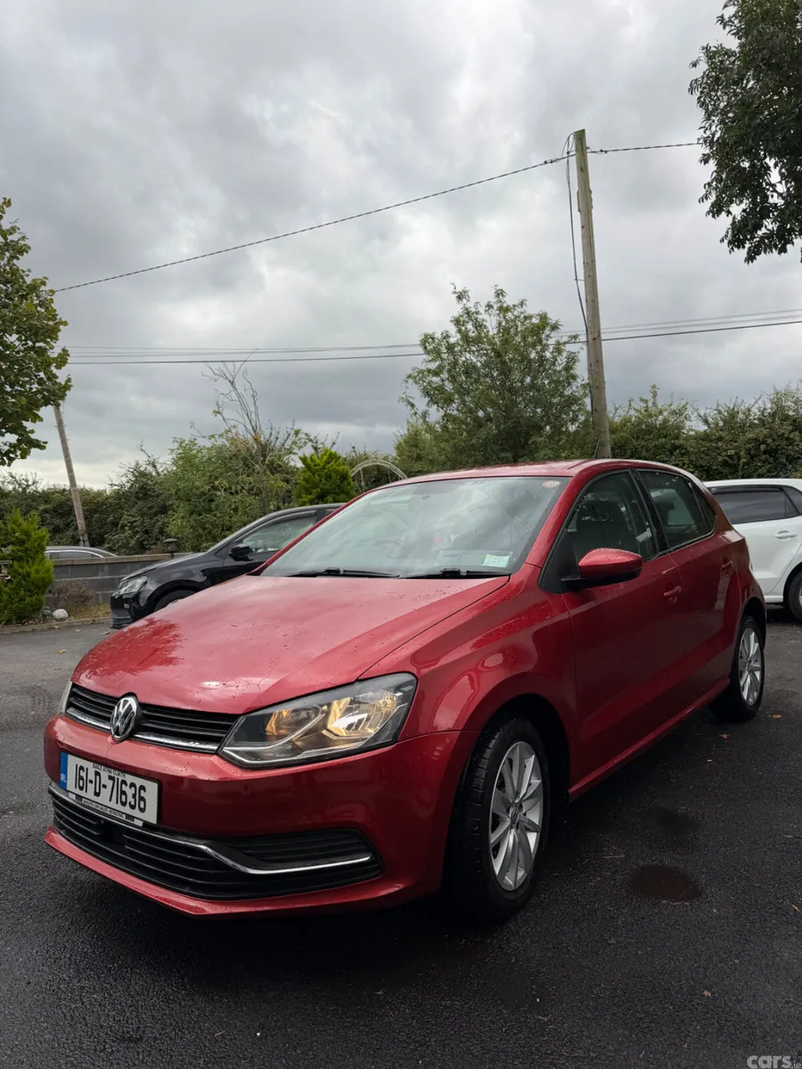 Volkswagen Polo Hatchback, Petrol, 2016, Red