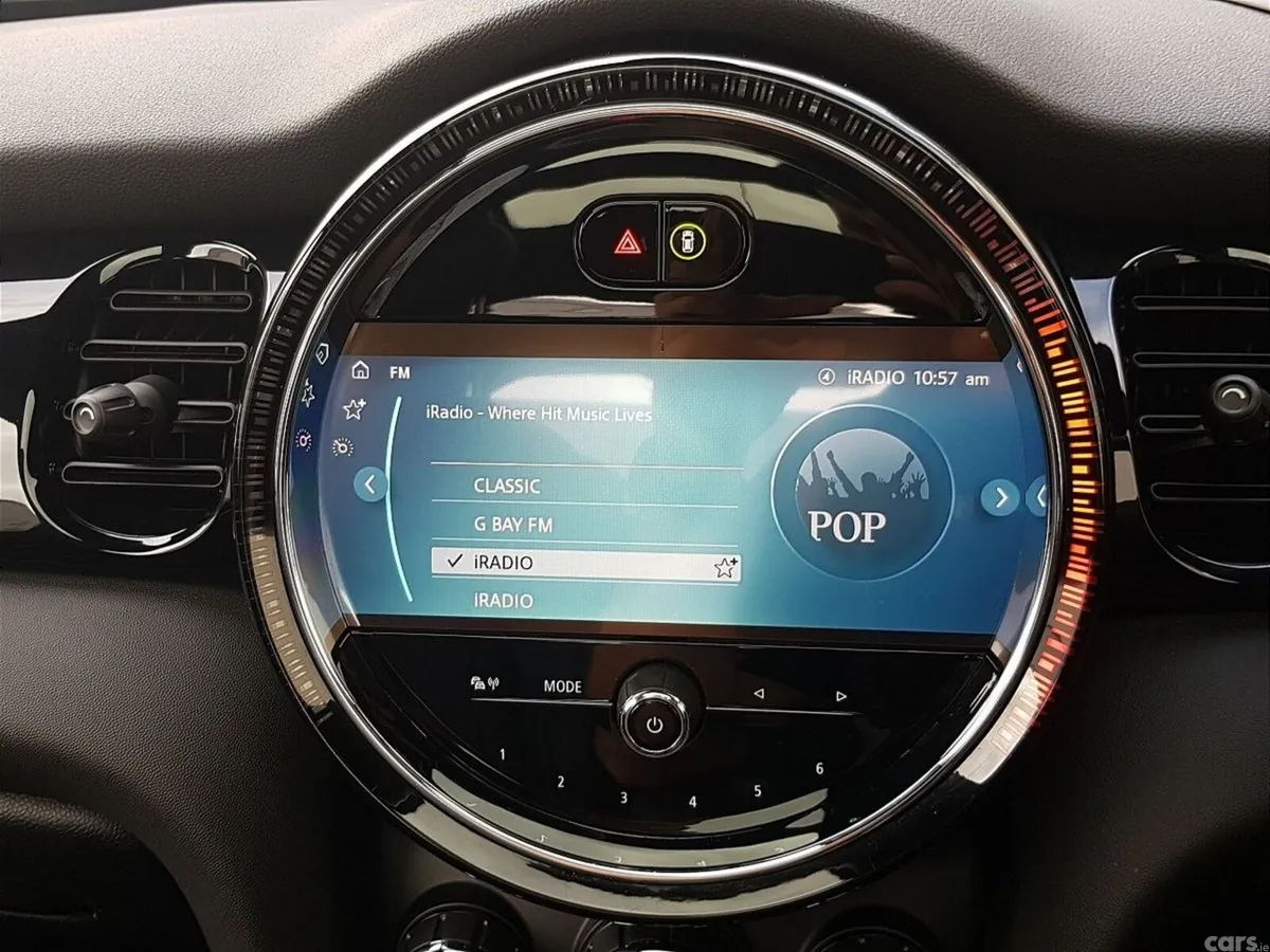 Mini Cooper Hatchback, Electric, 2023, White