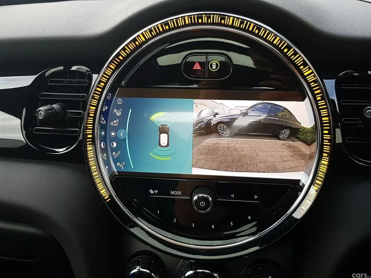 Mini Cooper Hatchback, Electric, 2023, White