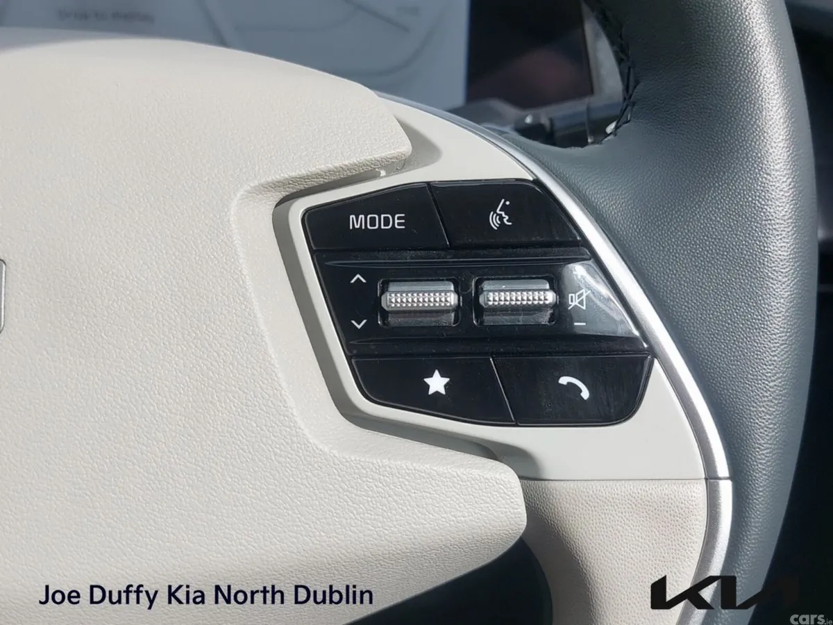 Kia EV6 MPV, Electric, 2024, Blue
