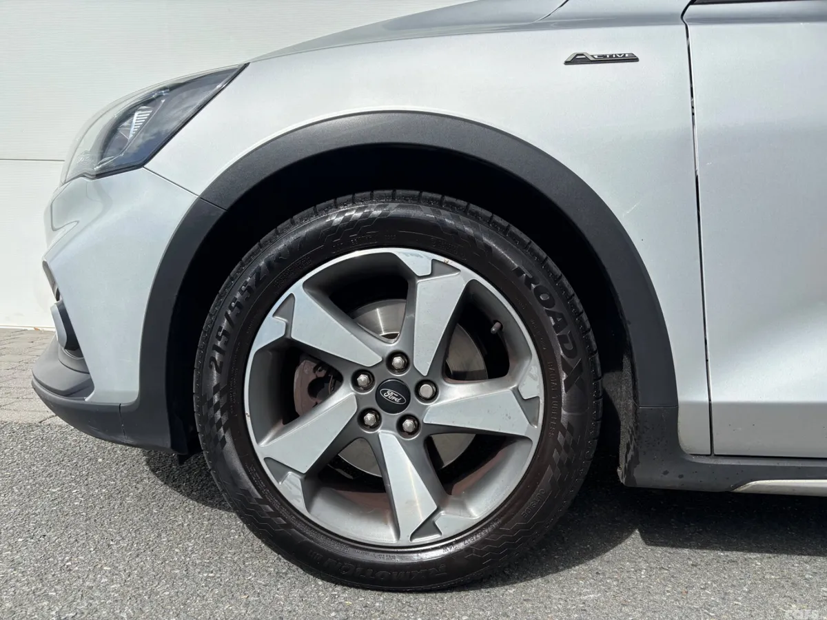 Ford Focus Hatchback, Diesel, 2021, Grey