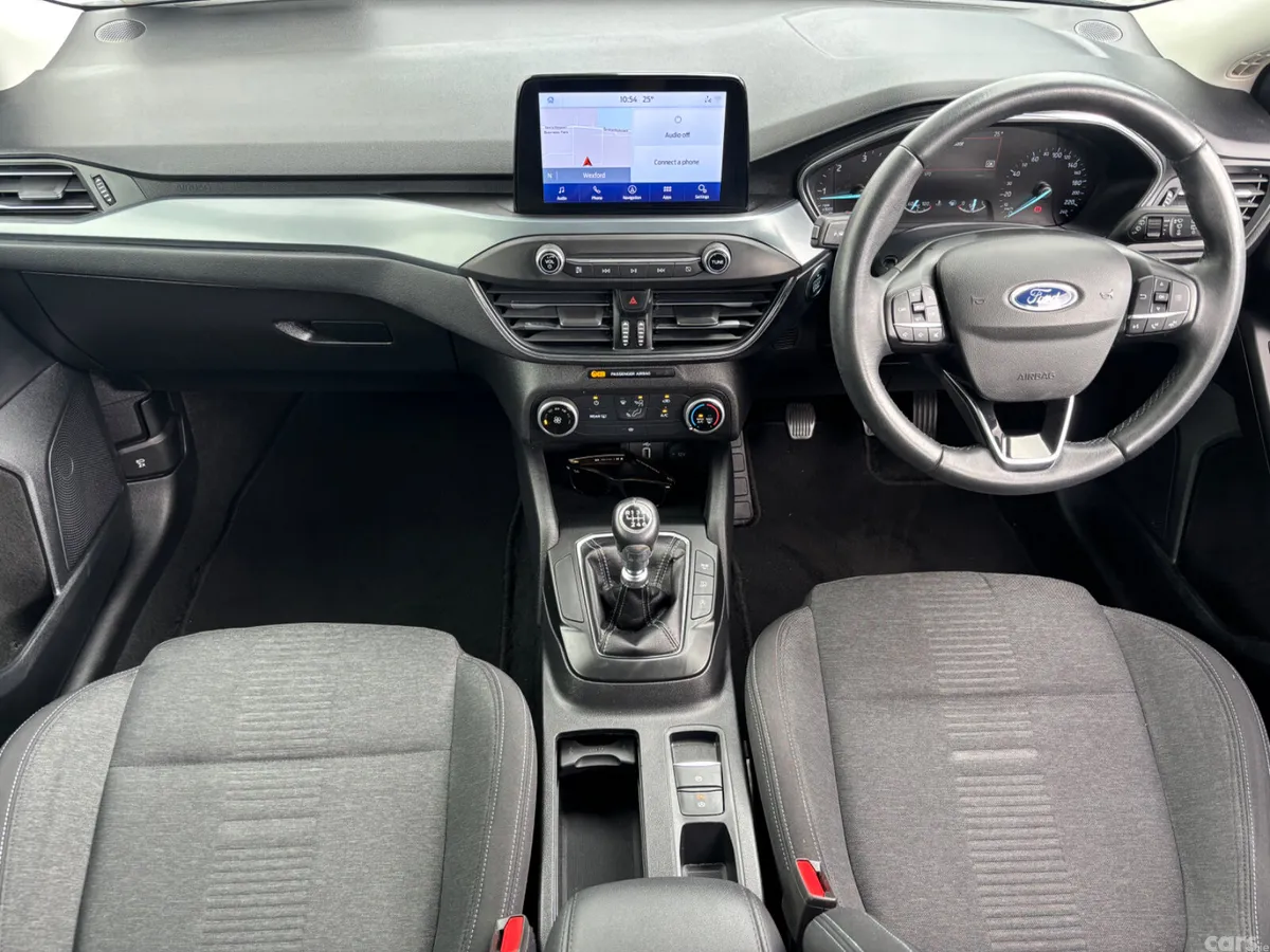 Ford Focus Hatchback, Diesel, 2021, Grey