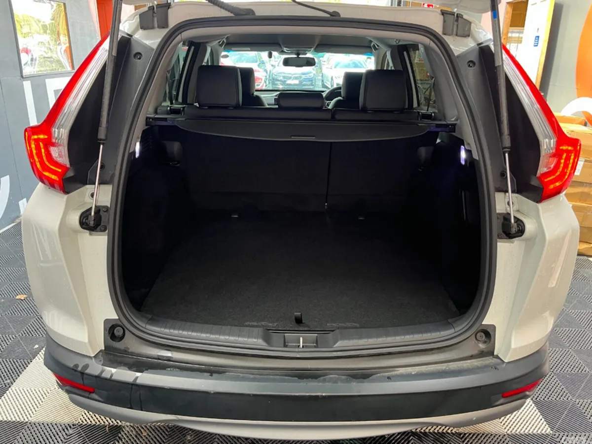 Honda CR-V SUV, Petrol Hybrid, 2022, White