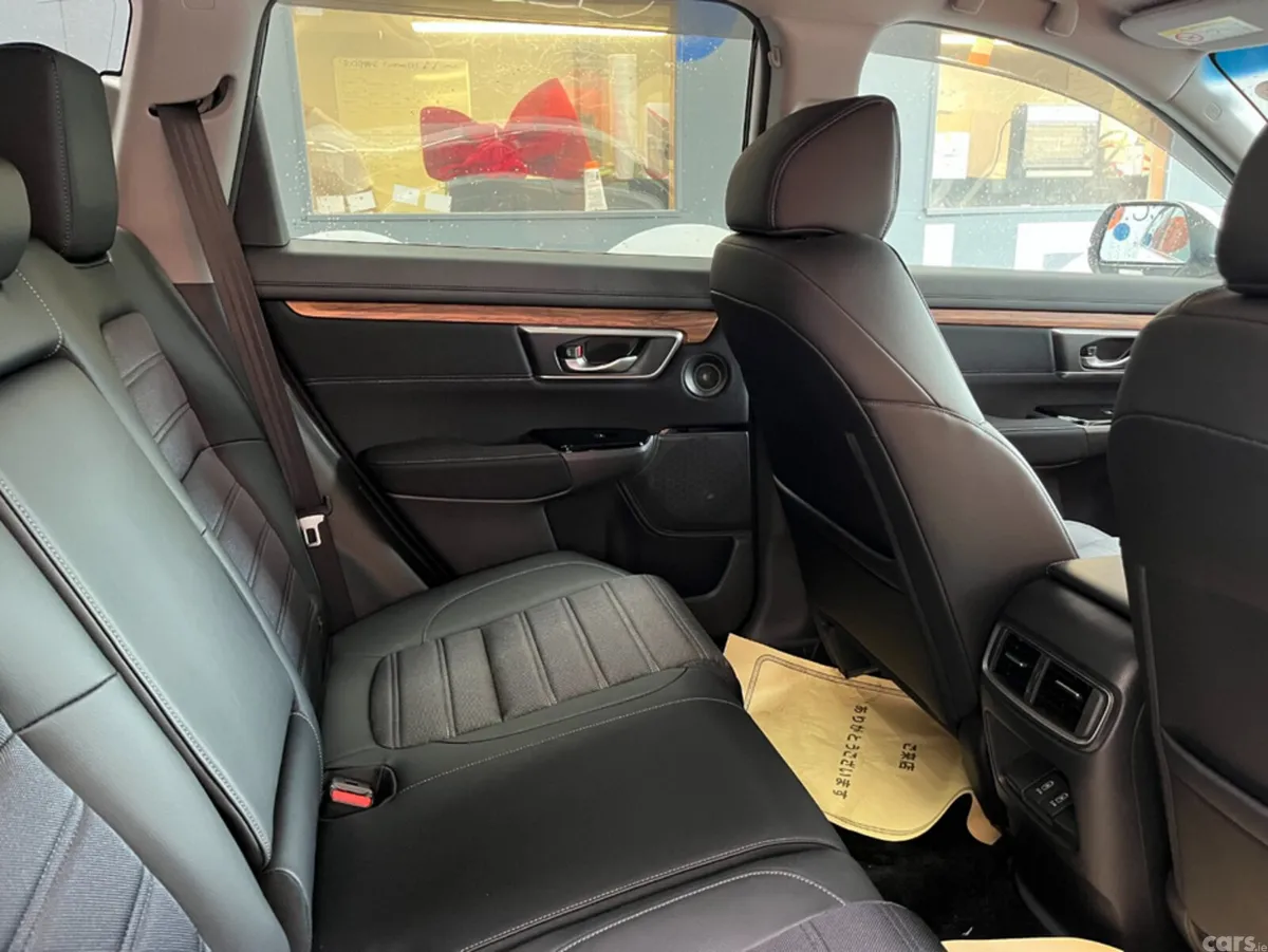 Honda CR-V SUV, Petrol Hybrid, 2022, White