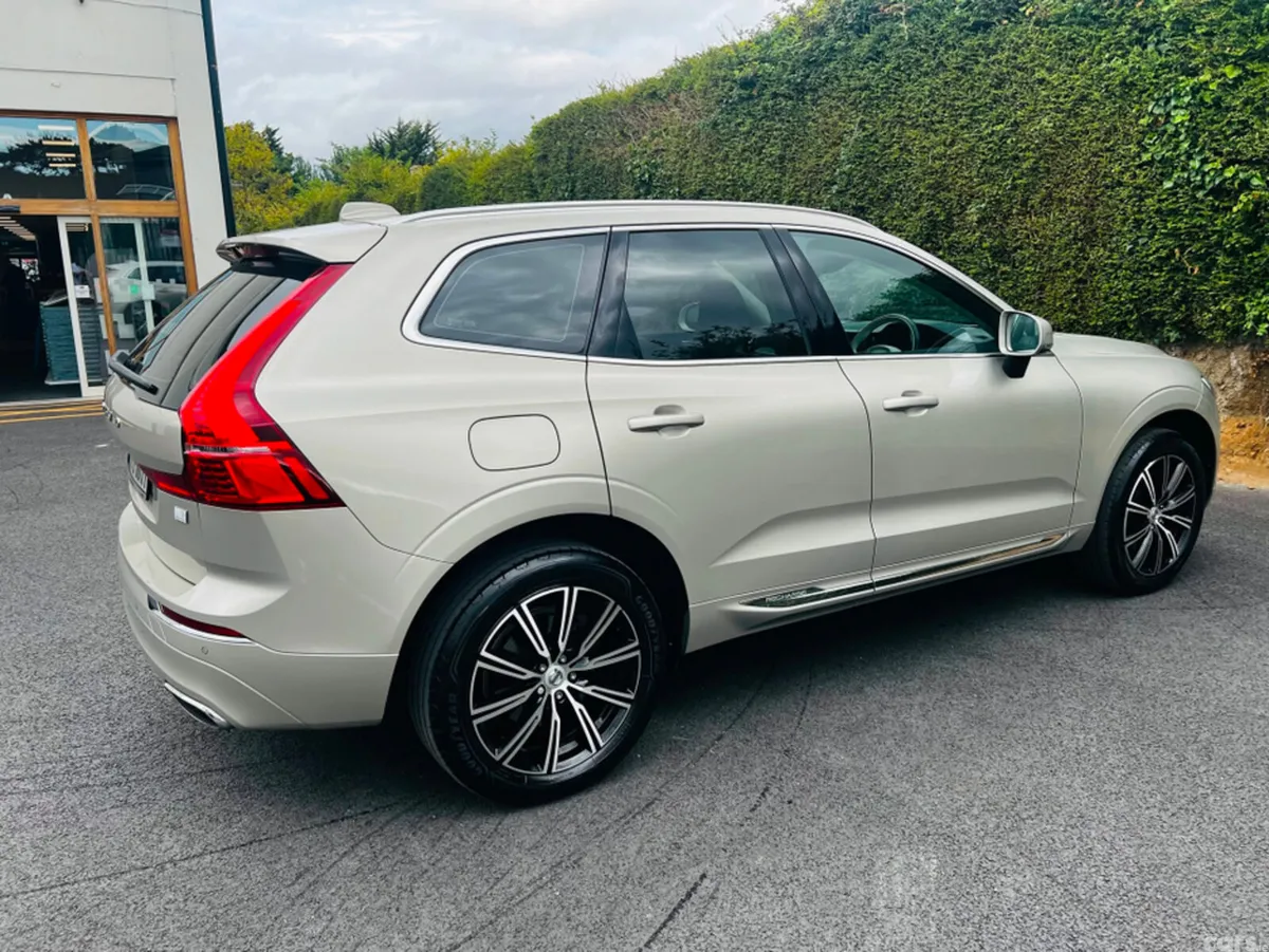 Volvo XC60 Estate, Petrol Plug-in Hybrid, 2021, Gold