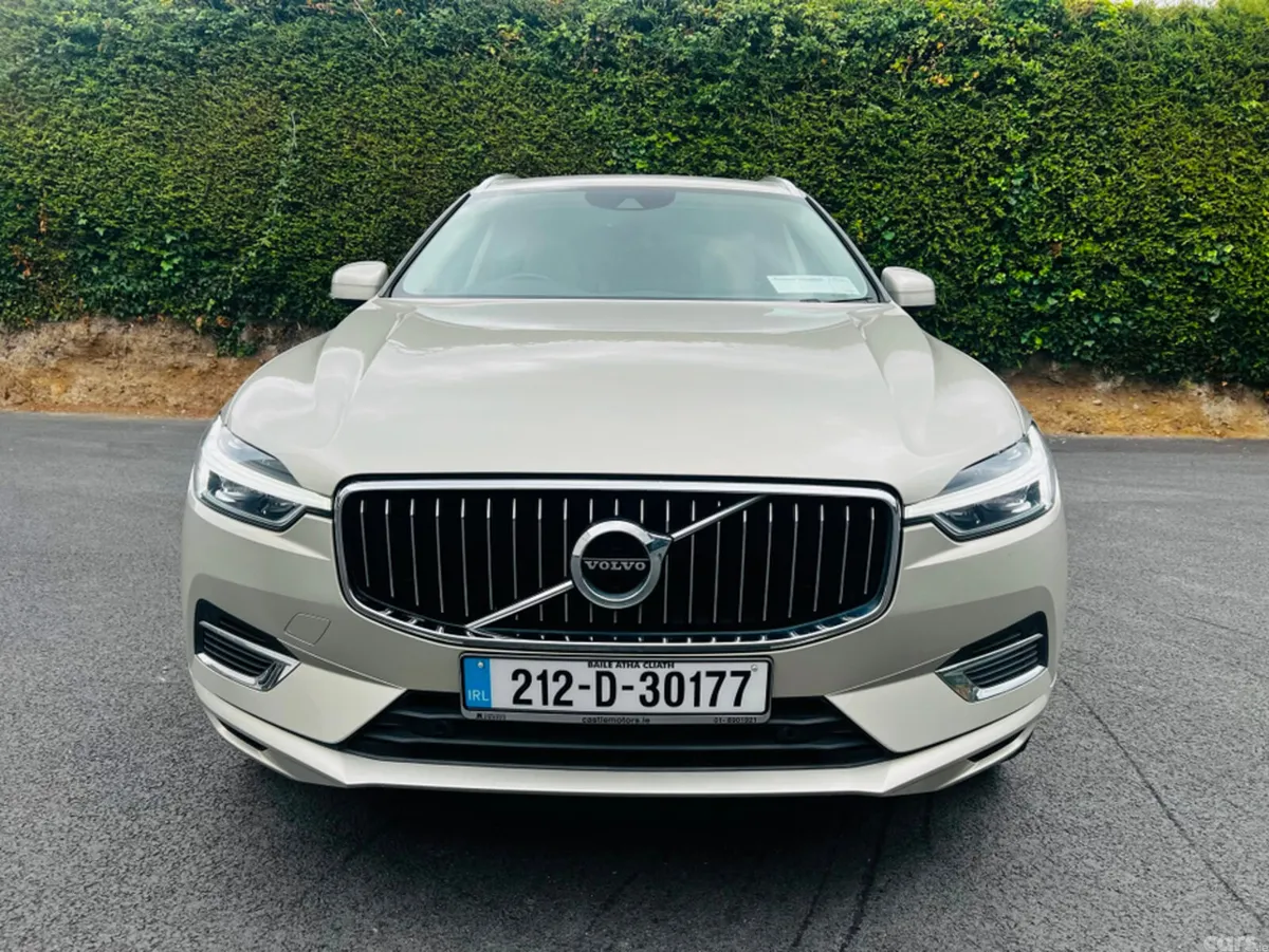 Volvo XC60 Estate, Petrol Plug-in Hybrid, 2021, Gold