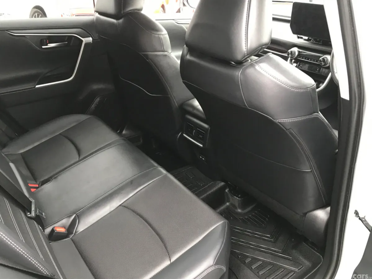 Toyota RAV4 SUV, Petrol Hybrid, 2024, White