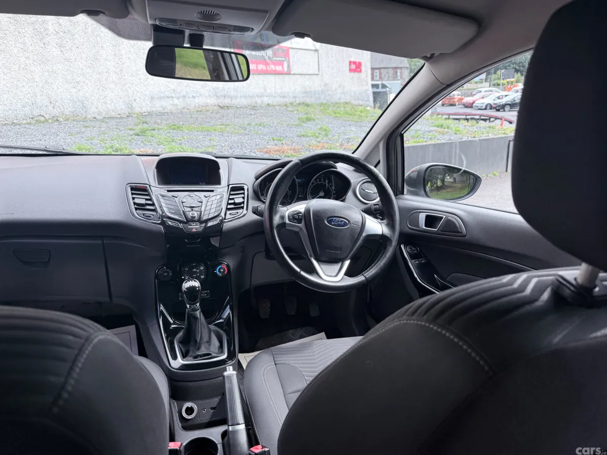 Ford Fiesta Hatchback, Diesel, 2016, Grey