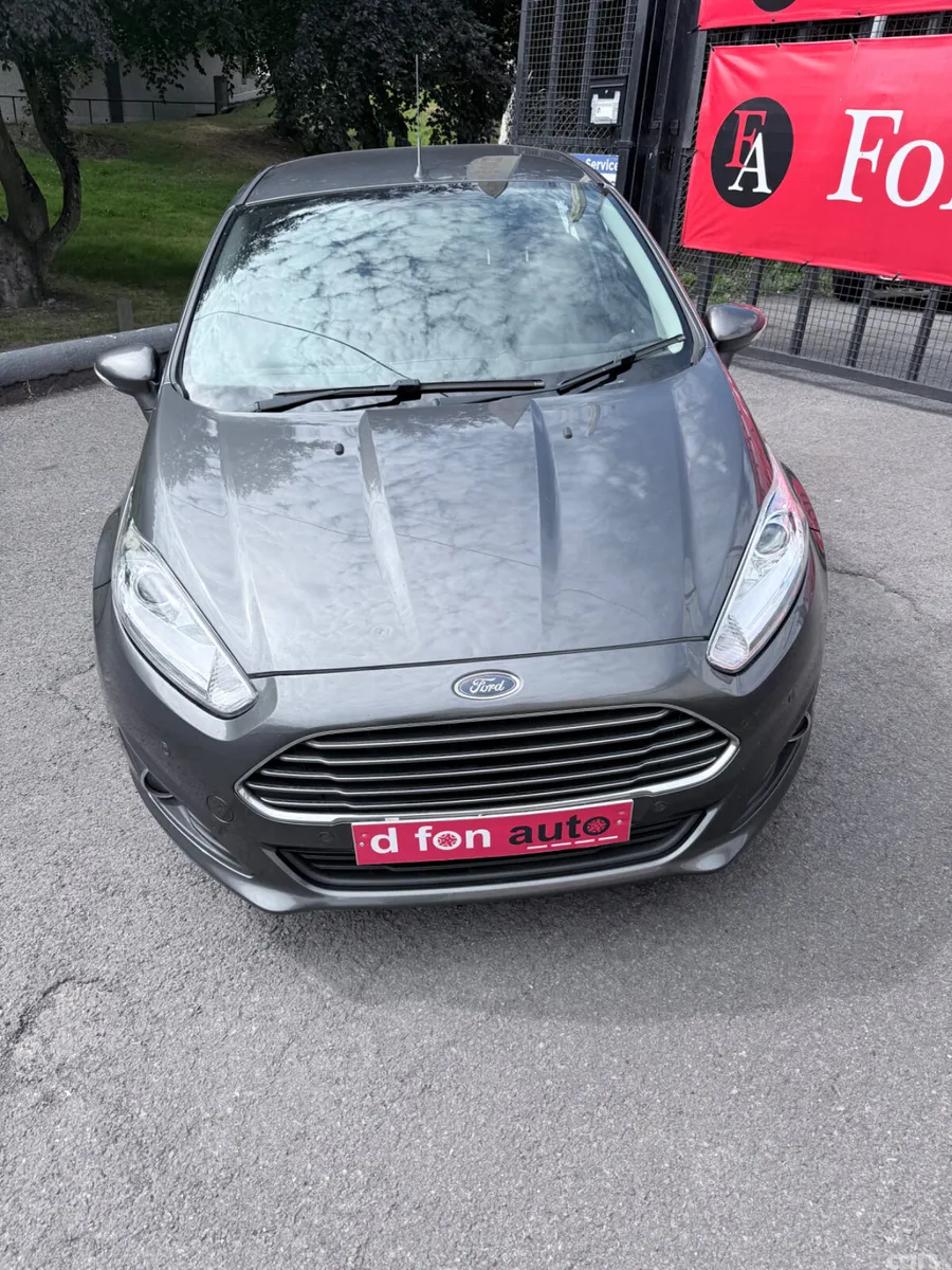 Ford Fiesta Hatchback, Diesel, 2016, Grey