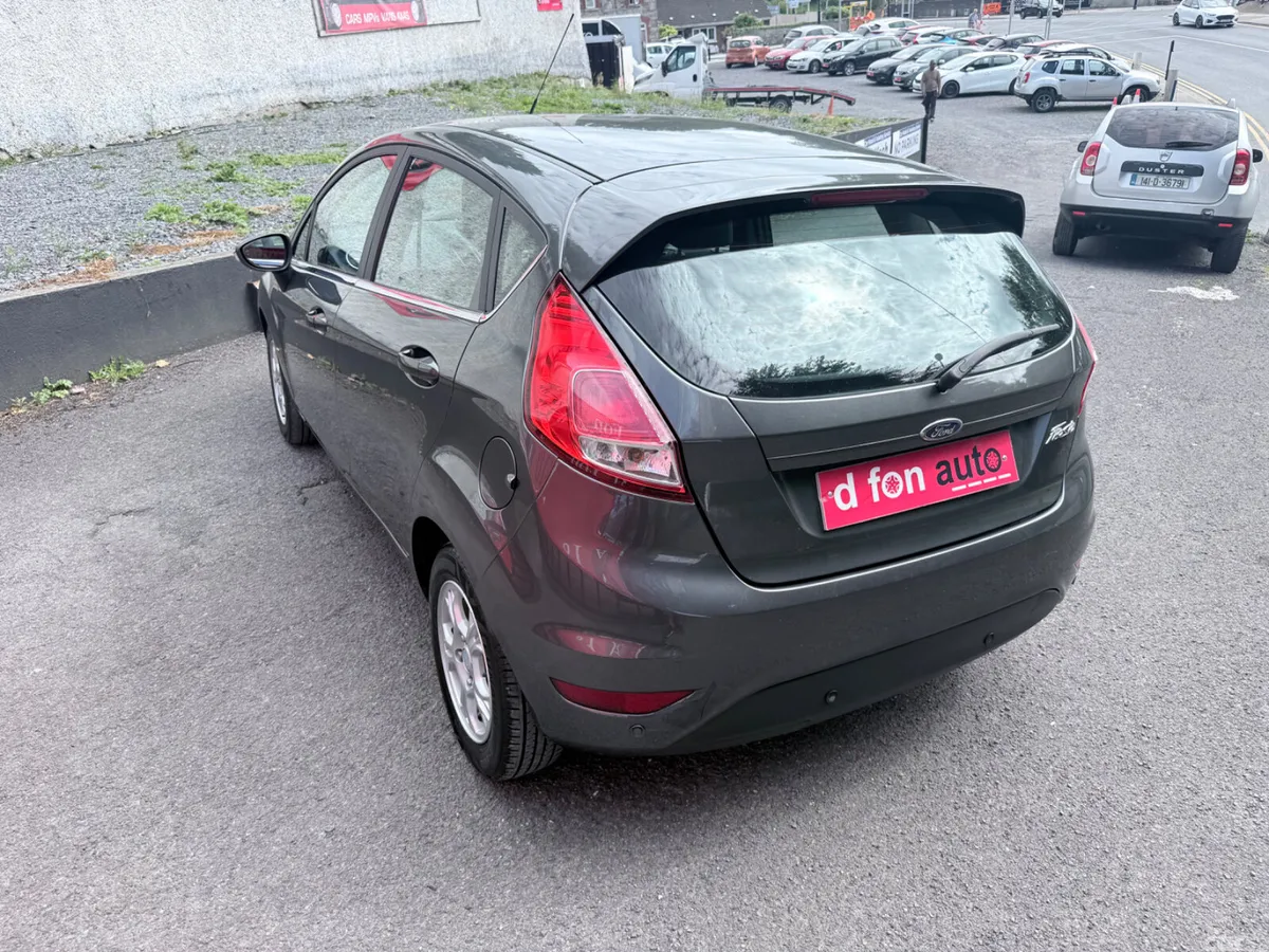 Ford Fiesta Hatchback, Diesel, 2016, Grey