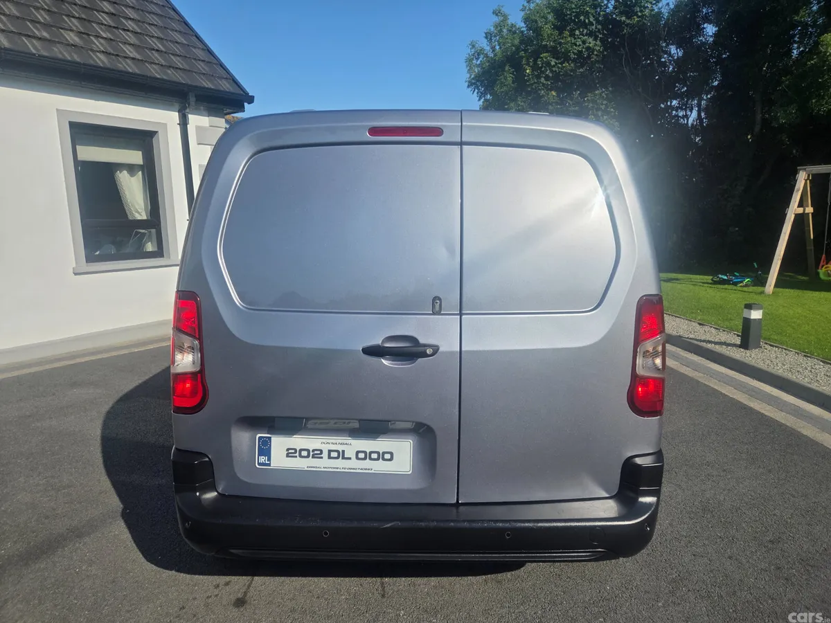 Citroen Berlingo MPV, Diesel, 2020, Grey