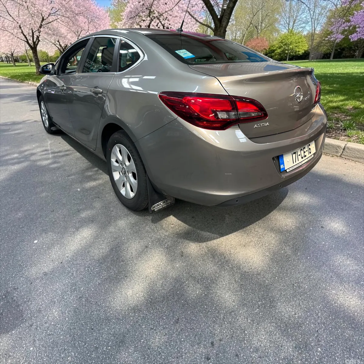 Opel Astra Saloon, Diesel, 2017, Brown