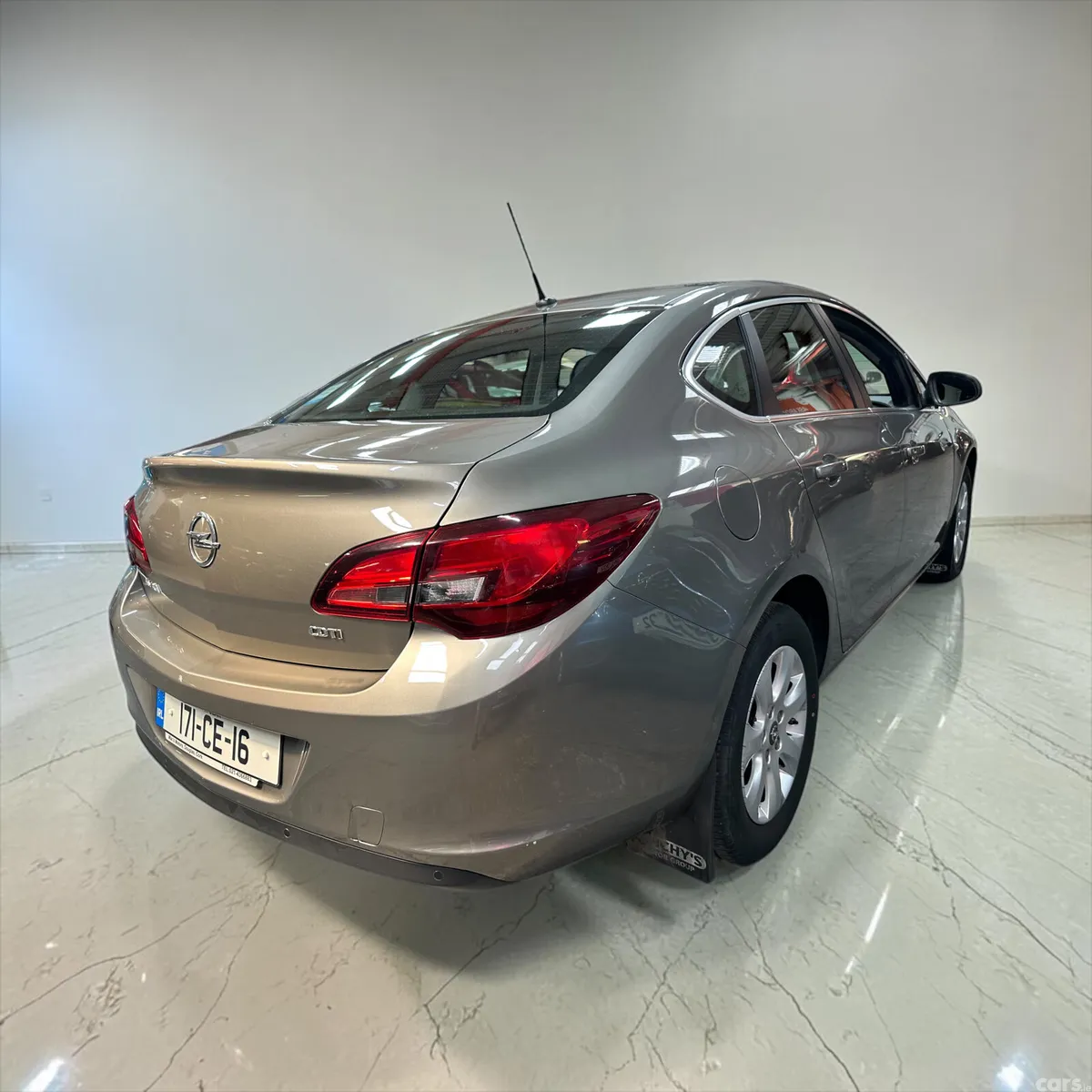 Opel Astra Saloon, Diesel, 2017, Brown