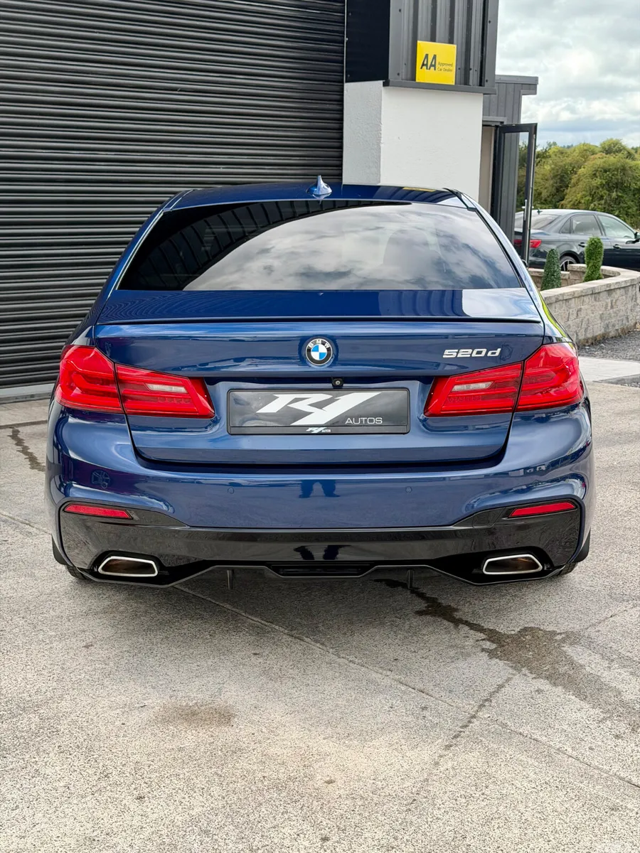 BMW 5-Series Saloon, Diesel, 2019, Blue