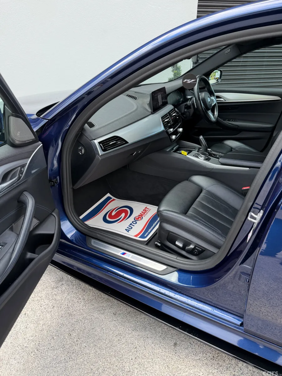 BMW 5-Series Saloon, Diesel, 2019, Blue