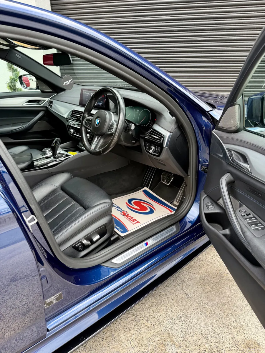 BMW 5-Series Saloon, Diesel, 2019, Blue