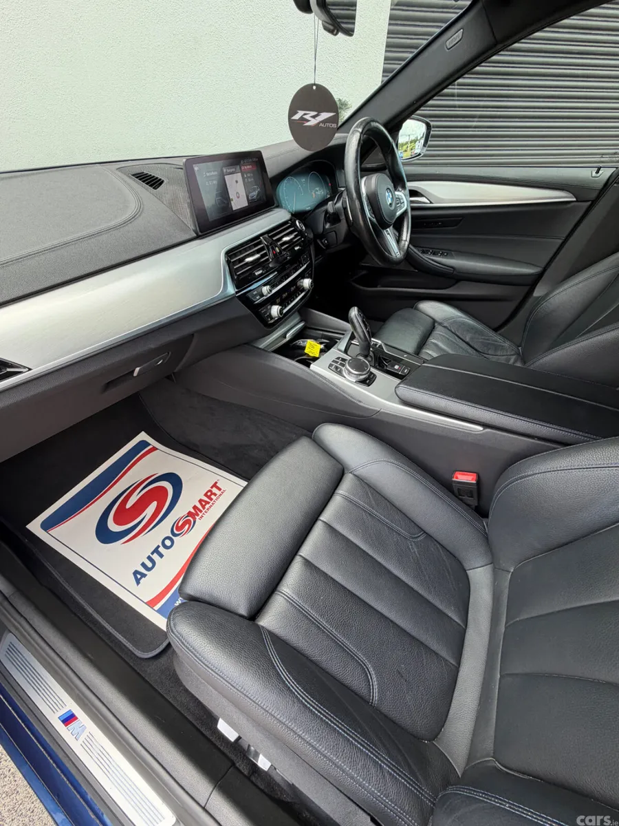 BMW 5-Series Saloon, Diesel, 2019, Blue