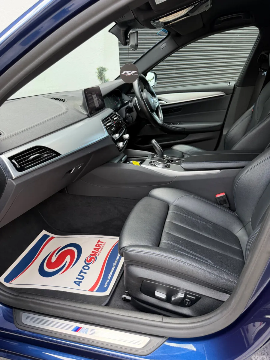 BMW 5-Series Saloon, Diesel, 2019, Blue