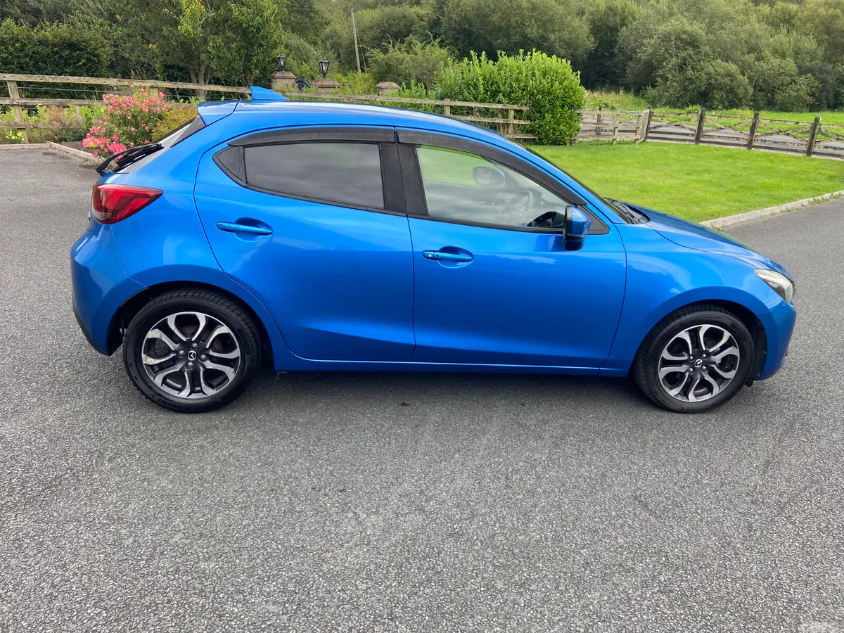 Mazda Demio MPV, Diesel, 2017, Blue