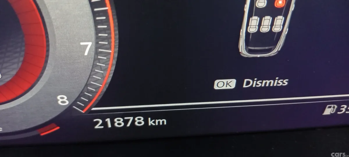 Nissan Qashqai MPV, Petrol, 2023, Red