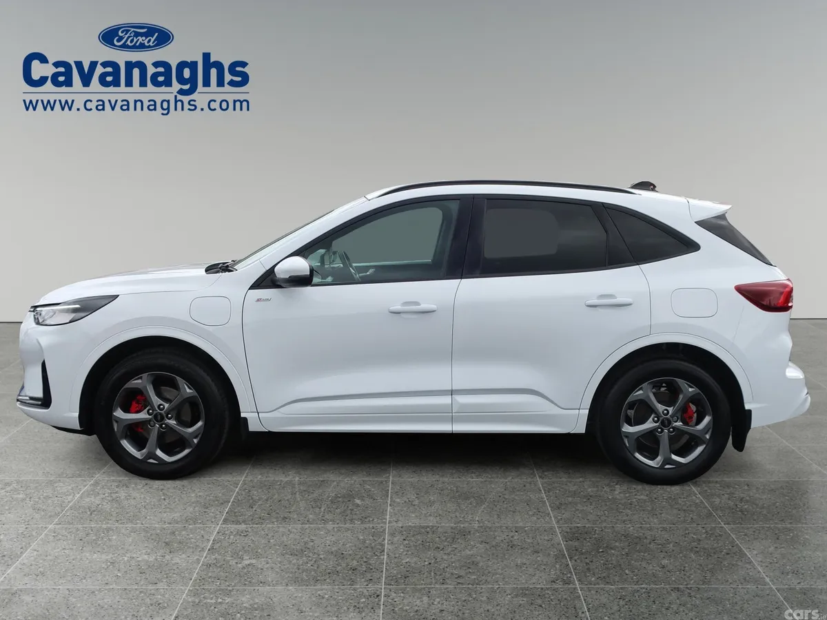 Ford Kuga SUV, Petrol Plug-in Hybrid, 2024, White