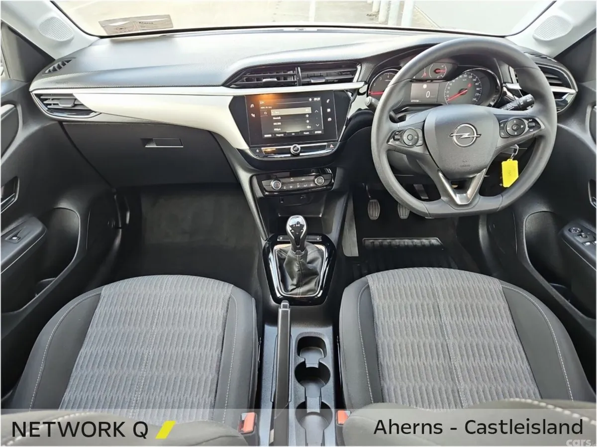 Opel Corsa Hatchback, Petrol, 2023, White
