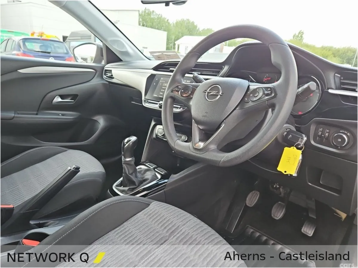 Opel Corsa Hatchback, Petrol, 2023, White