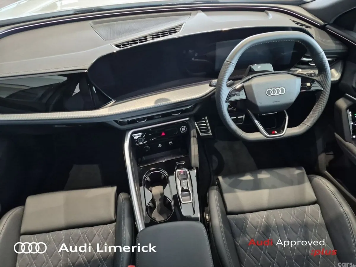 Audi Q5 SUV, Petrol Plug-in Hybrid, 2026, White