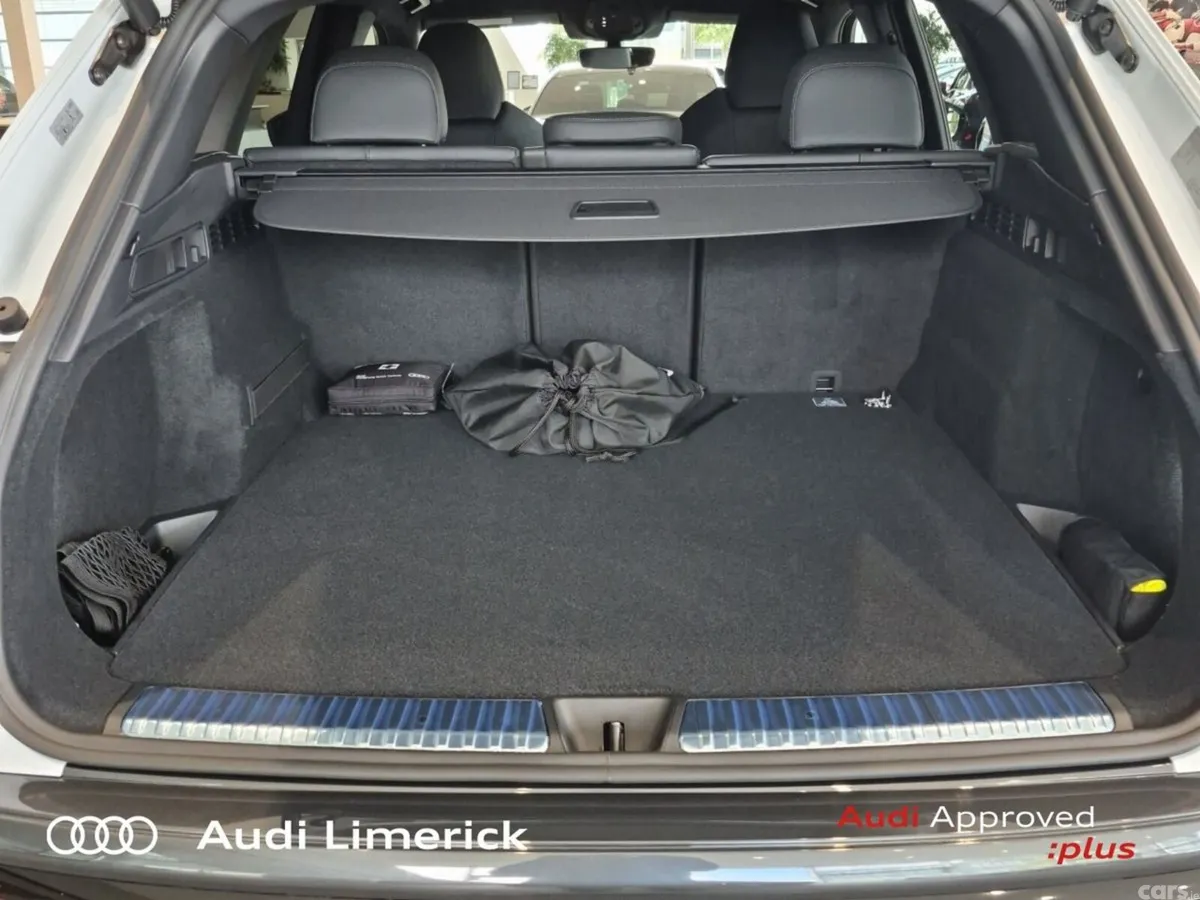 Audi Q5 SUV, Petrol Plug-in Hybrid, 2026, White
