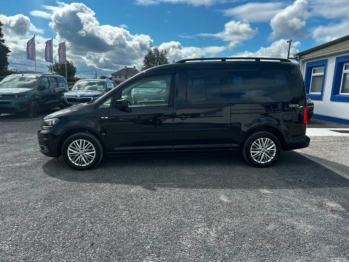 Volkswagen Caddy Maxi Life MPV, Diesel, 2021, Black