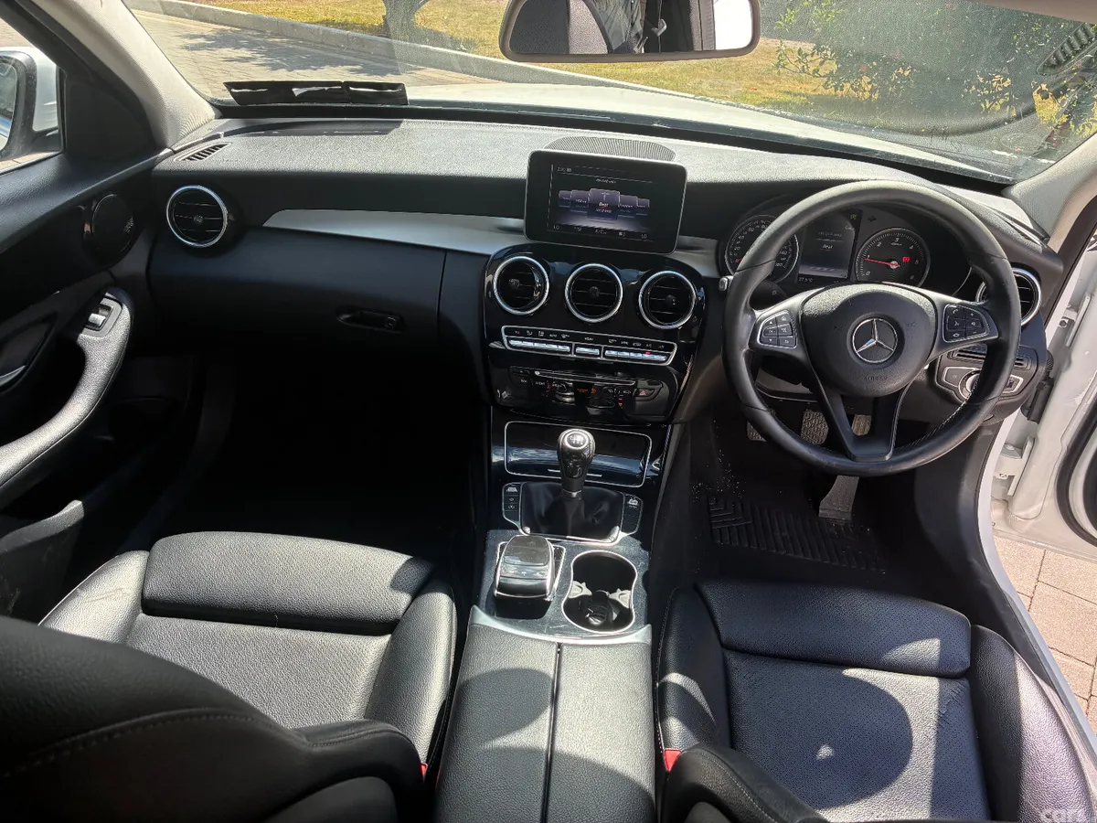 Mercedes-Benz C-Class Saloon, Diesel, 2016, White