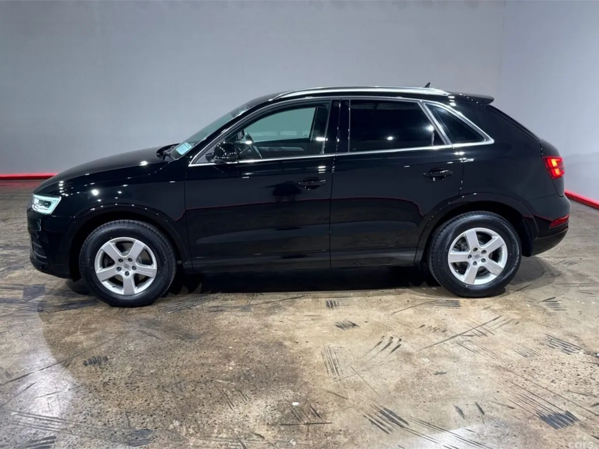 Audi Q3 SUV, Petrol, 2017, Black