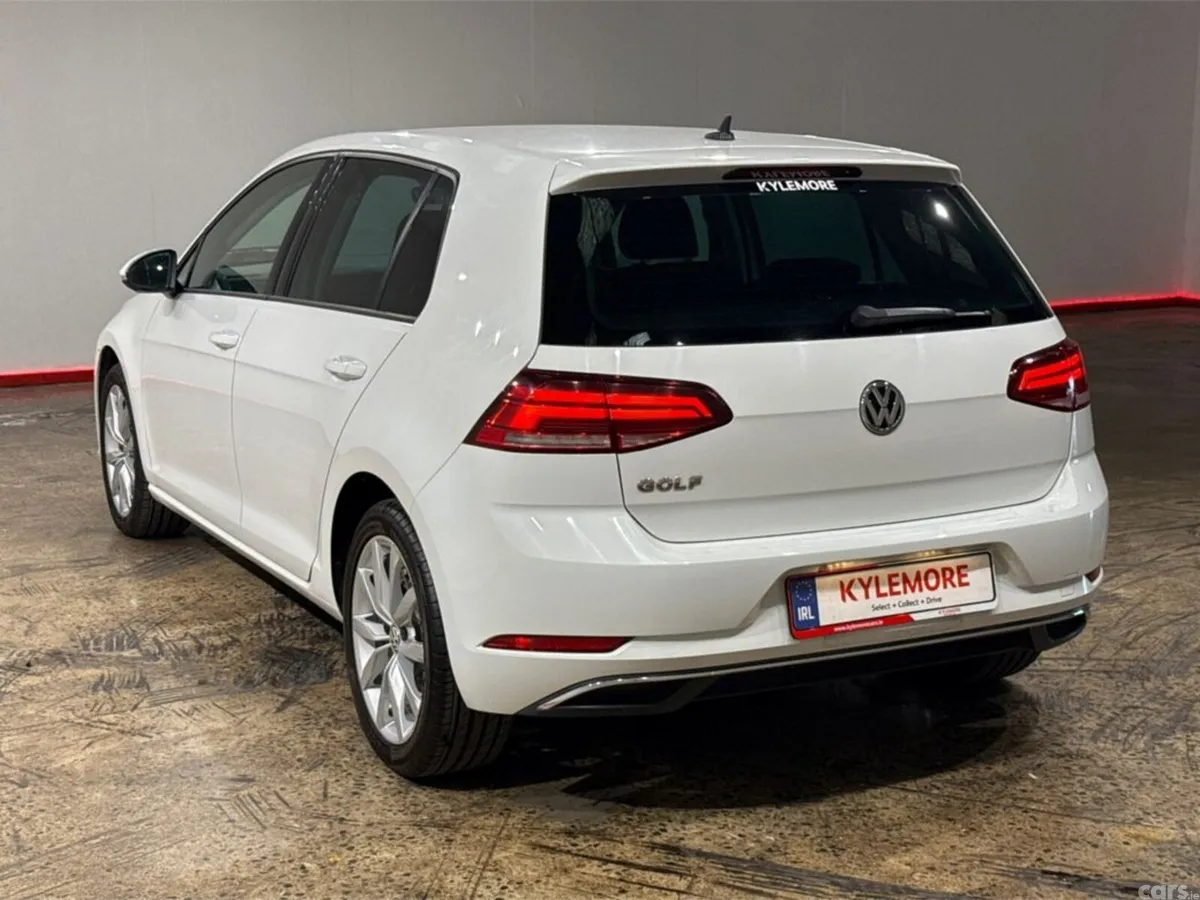 Volkswagen Golf Hatchback, Petrol, 2019, White