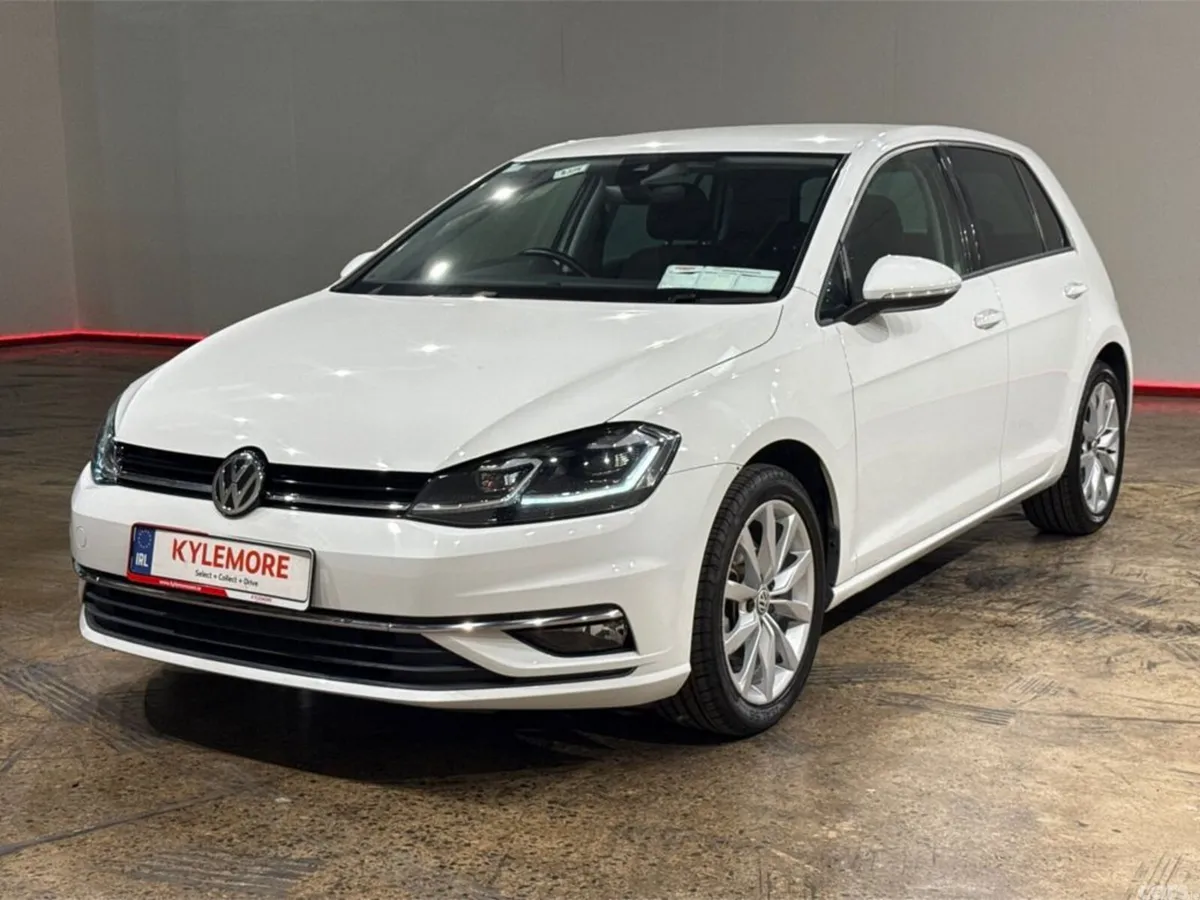Volkswagen Golf Hatchback, Petrol, 2019, White