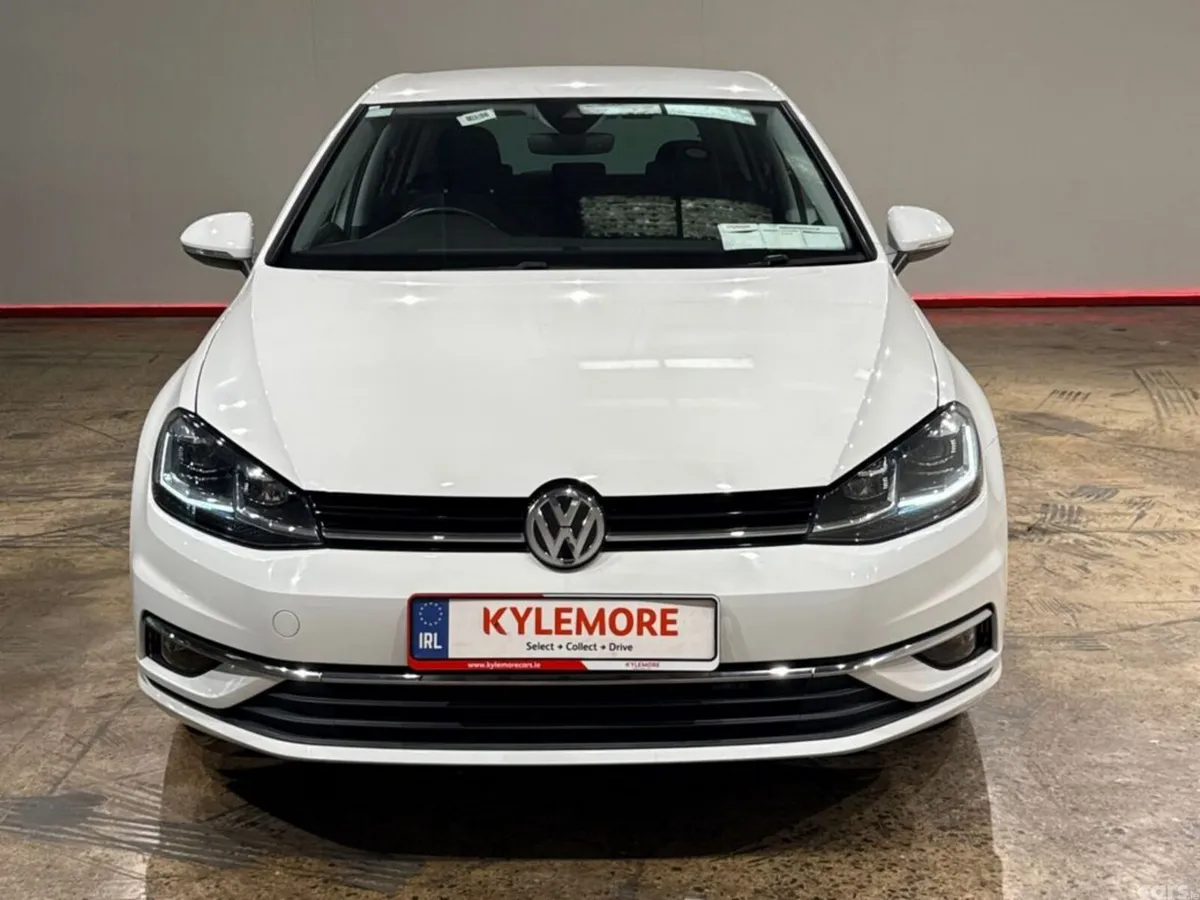 Volkswagen Golf Hatchback, Petrol, 2019, White