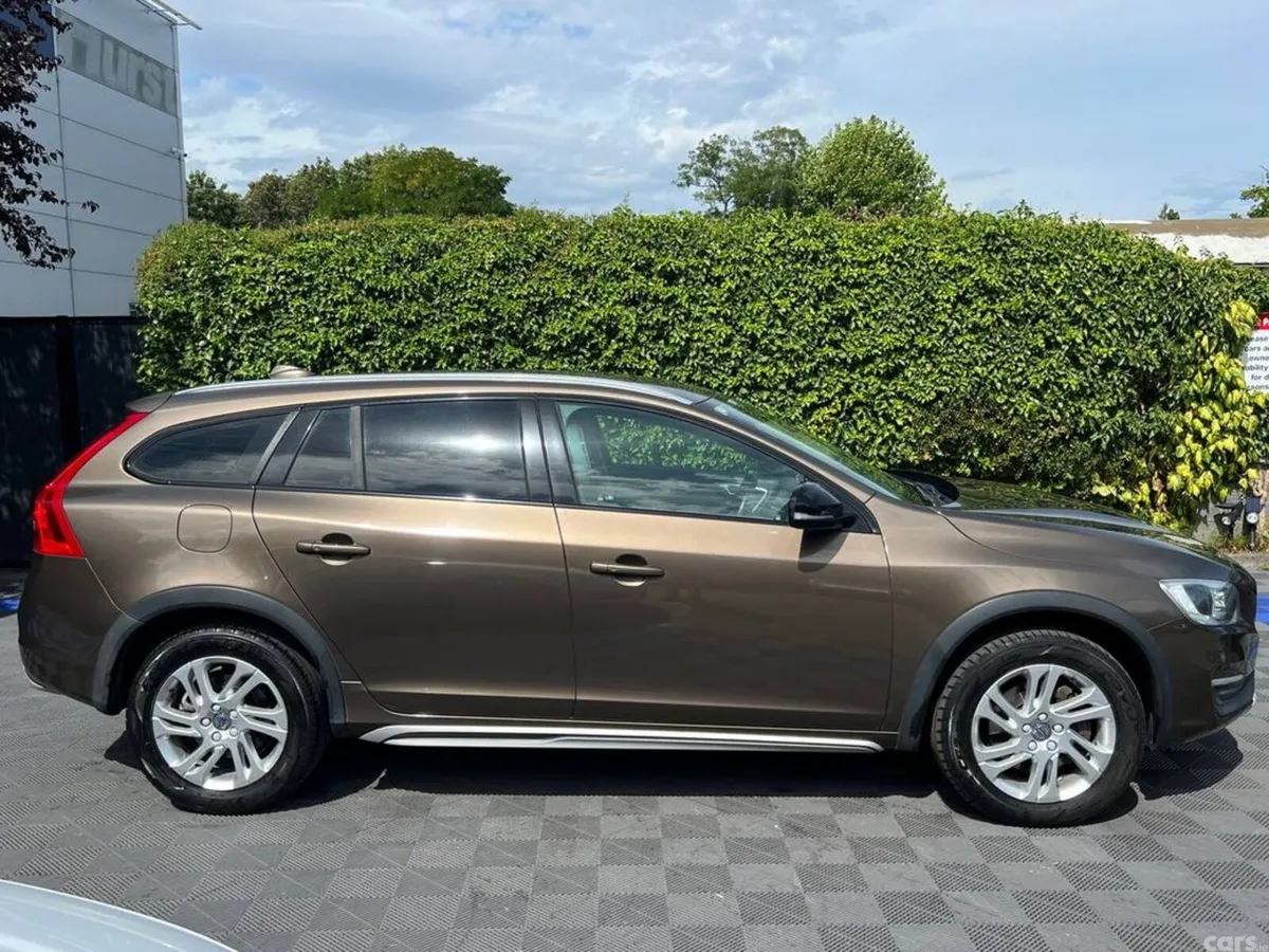 Volvo V60 Estate, Diesel, 2018, Brown