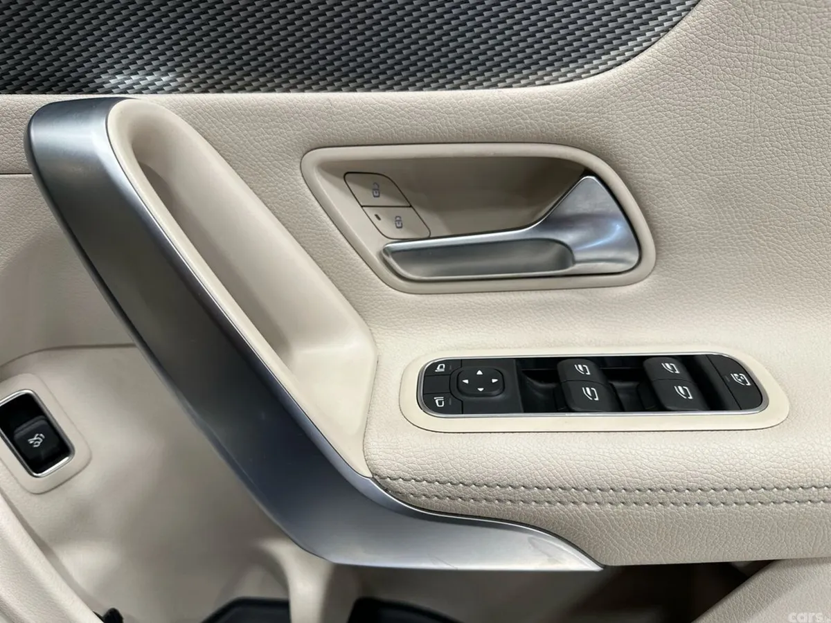 Mercedes-Benz CLA Saloon, Diesel, 2021, Blue