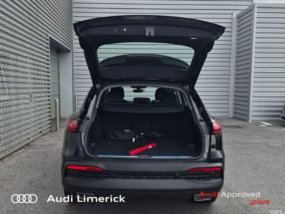 Audi Q5 SUV, Petrol Plug-in Hybrid, 2026, Black