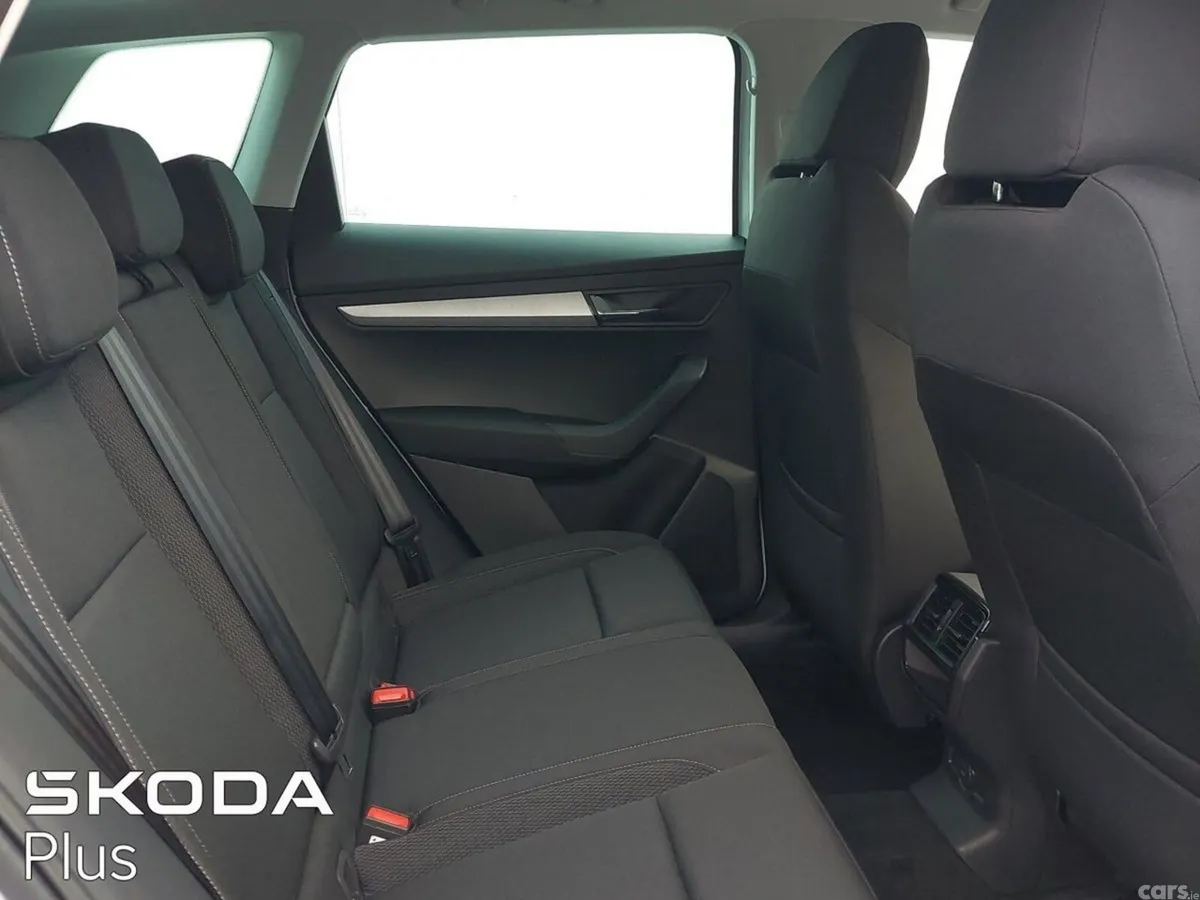 Skoda Karoq SUV, Diesel, 2026, White