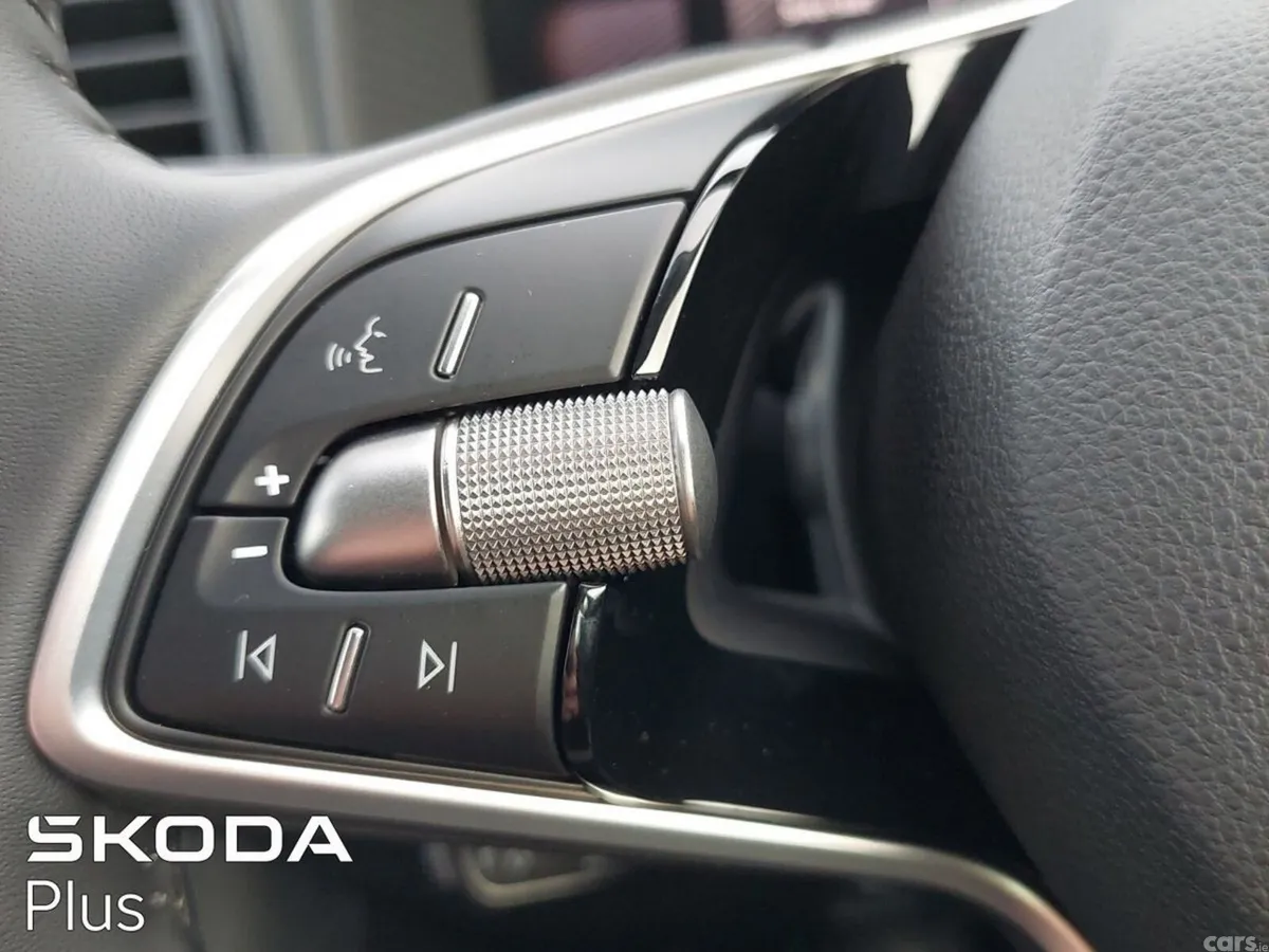 Skoda Karoq SUV, Diesel, 2026, White