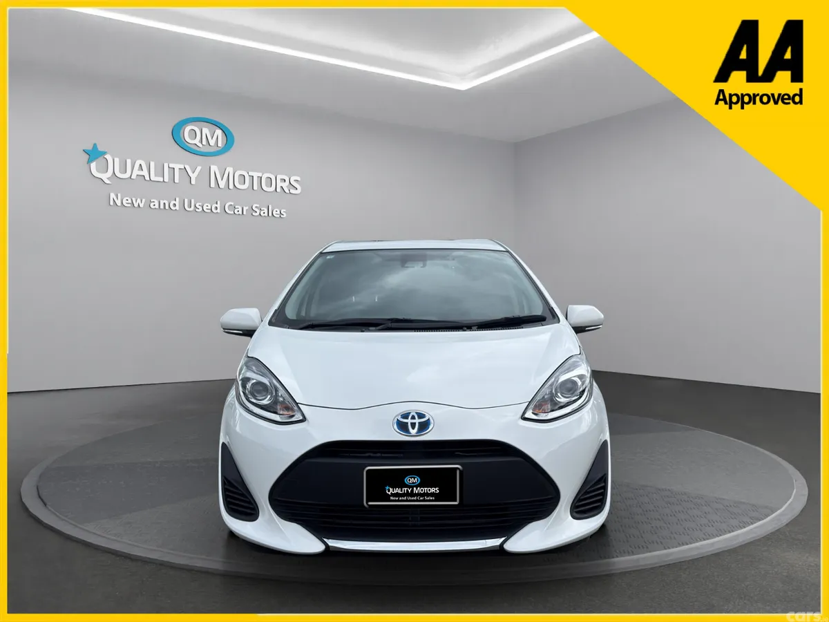 Toyota Aqua Hatchback, Petrol Hybrid, 2021, White