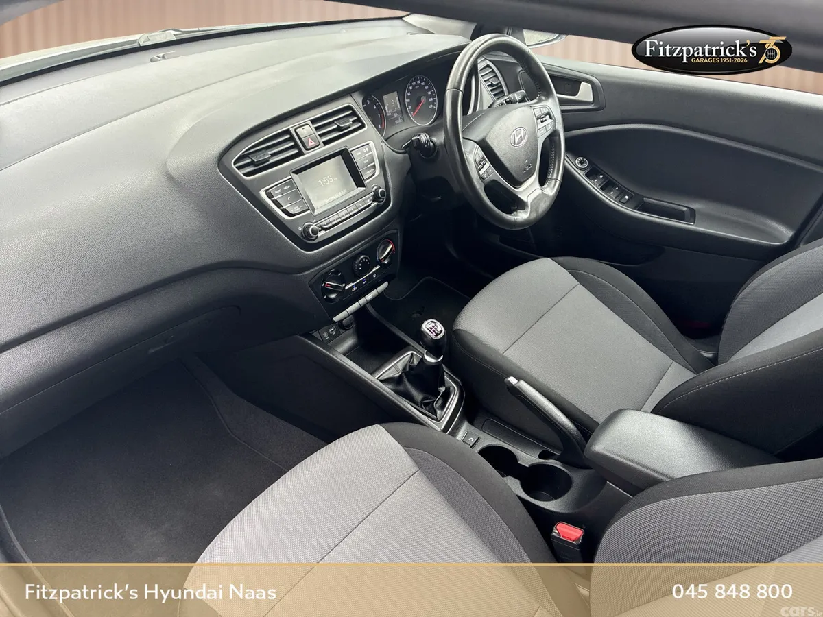 Hyundai i20 Hatchback, Petrol, 2020, Grey