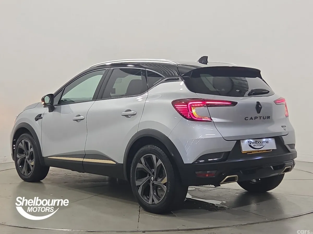 Renault Captur Hatchback, Petrol Hybrid, 2023, Grey