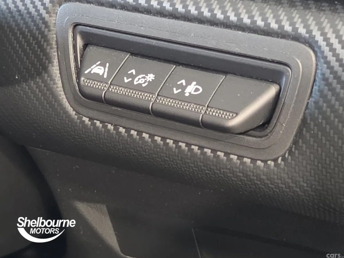 Renault Captur Hatchback, Petrol Hybrid, 2023, Grey