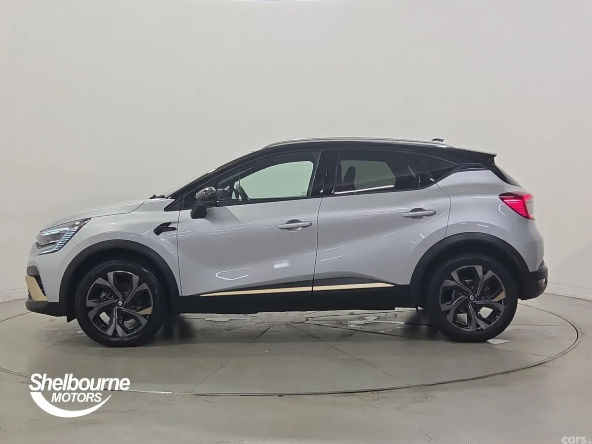 Renault Captur Hatchback, Petrol Hybrid, 2023, Grey