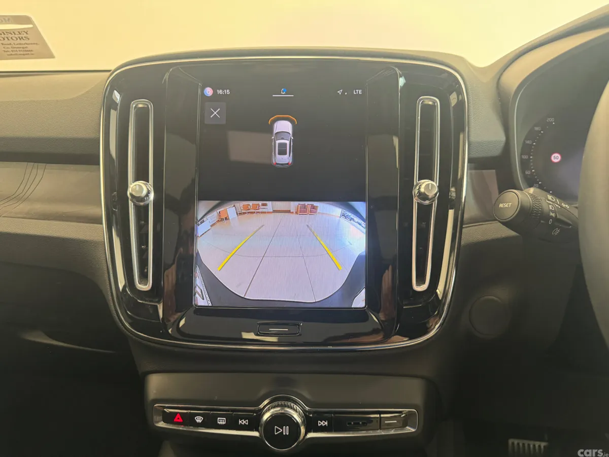 Volvo XC40 Estate/Jeep, Electric, 2023, Grey