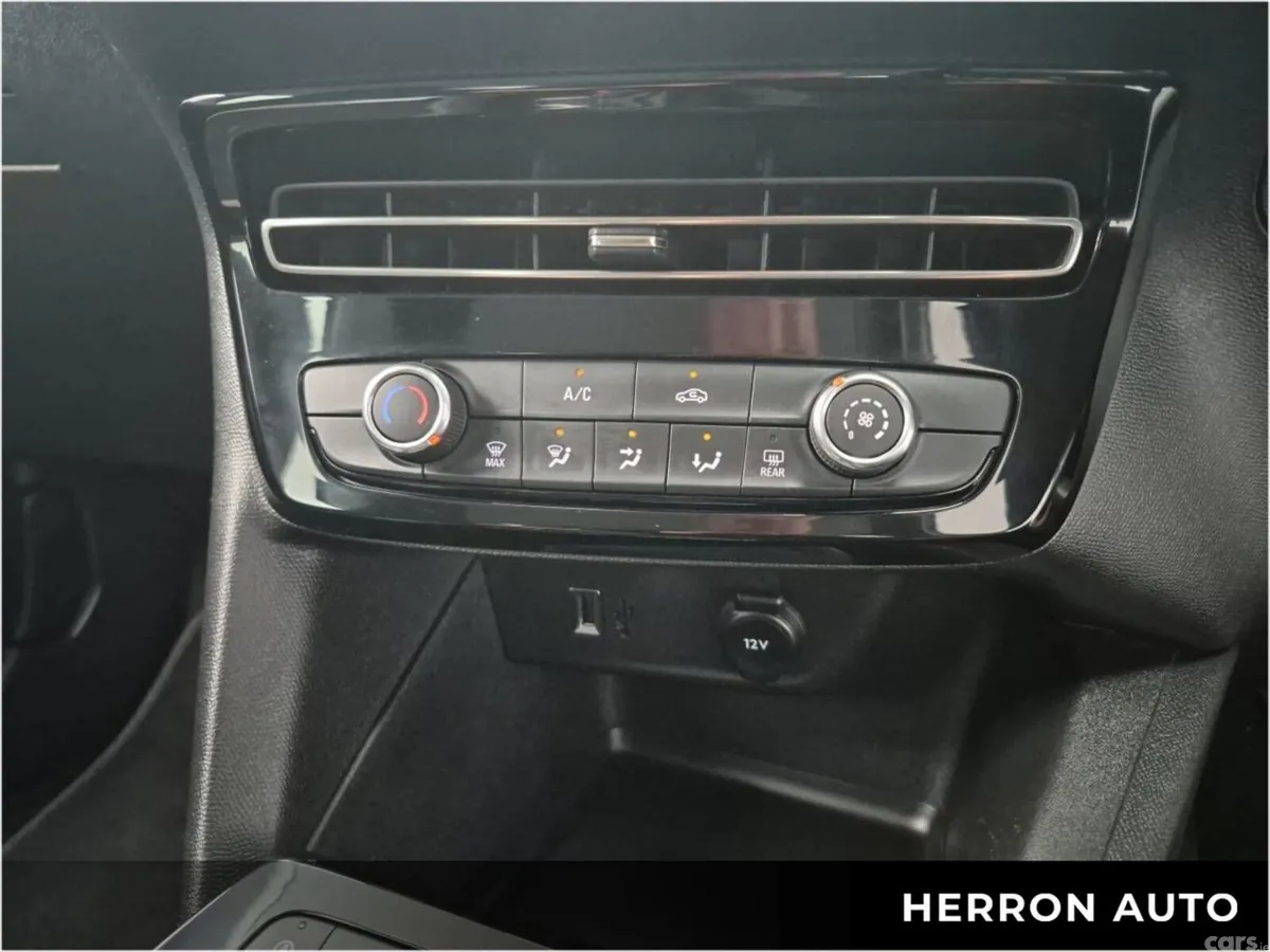 Opel Mokka SUV, Petrol, 2021, Red